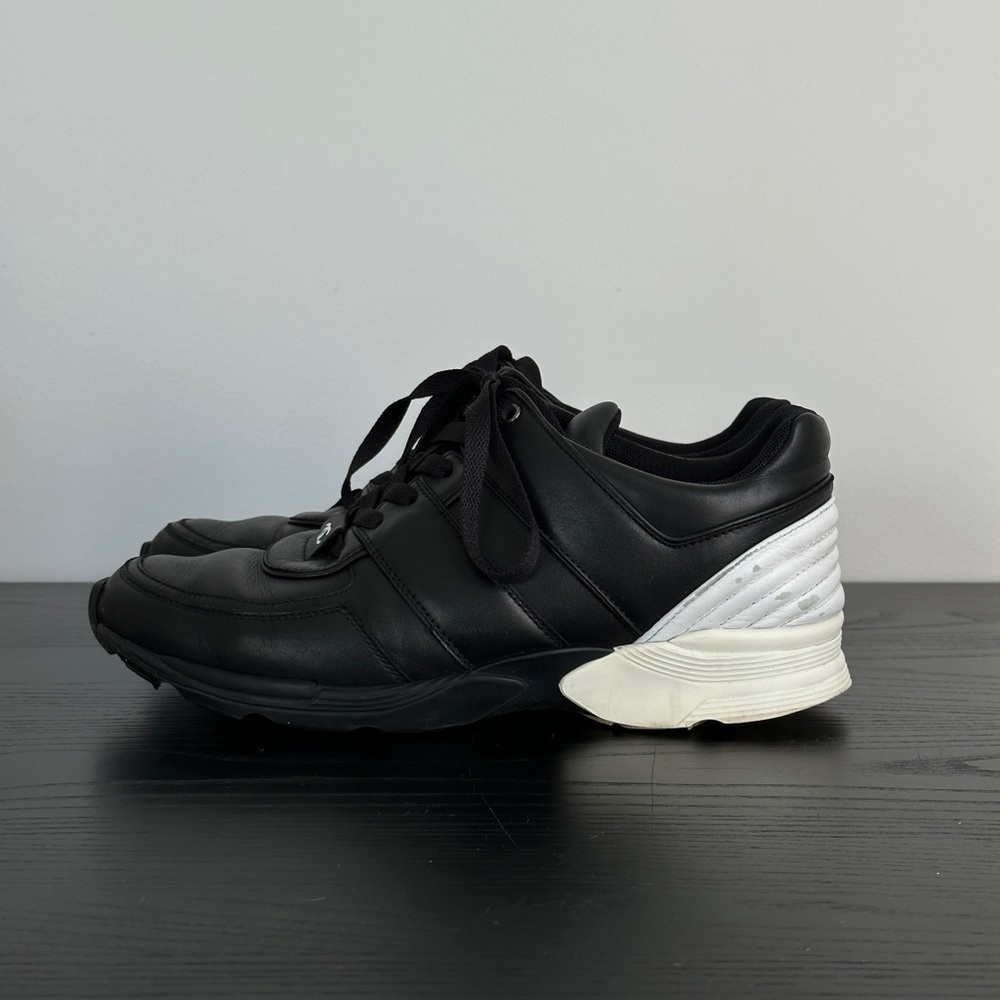 CHANEL SNEAKERS